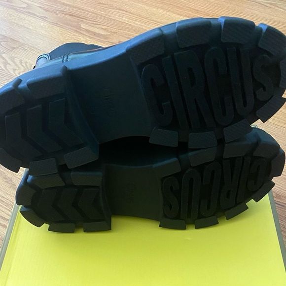 Circus by Sam Edelman Ankle Boots Women’s 10M Black DARIELLE Shoes Lug Sole NIB - Picture 6 of 8